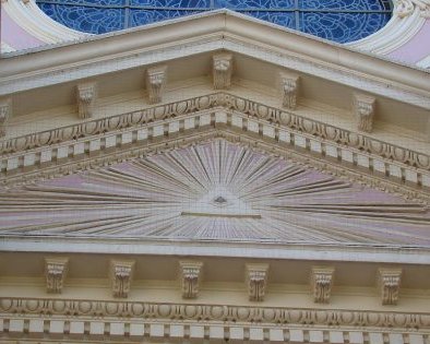 Зловещие символы, сатанизм и мировое закулисье: 5 распространённых мифов о масонах